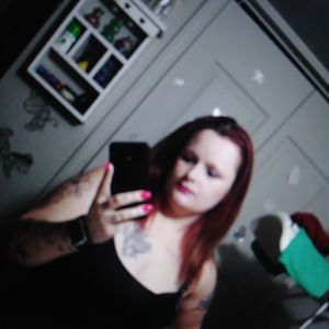 Meet your Posher, Holly